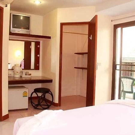Отель Sp House Phuket Ката-Бич Экстерьер фото