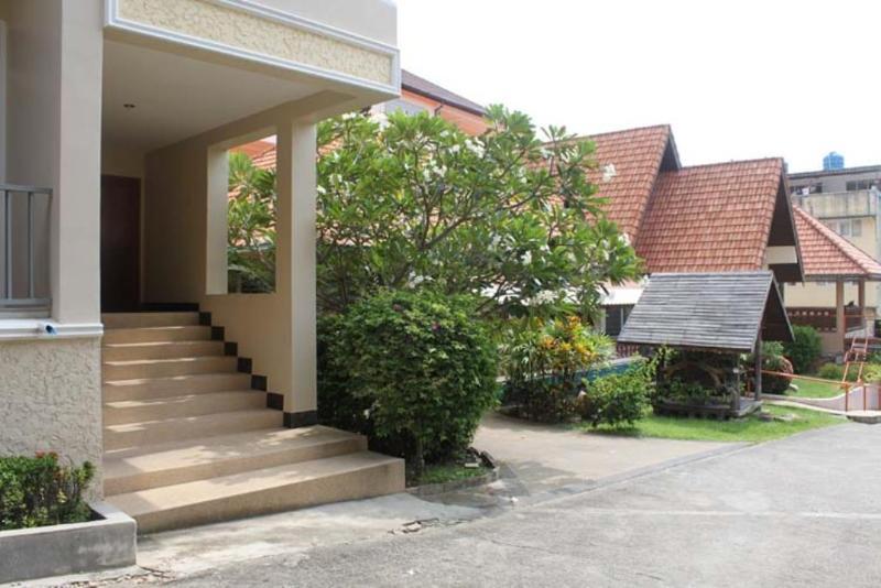Отель Sp House Phuket Ката-Бич Экстерьер фото